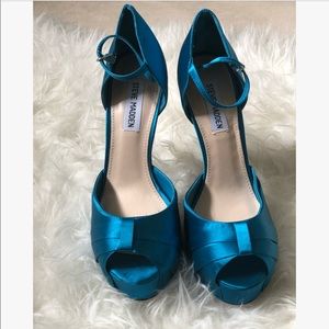 Steve Madden Satin Turquoise Heels Size 8